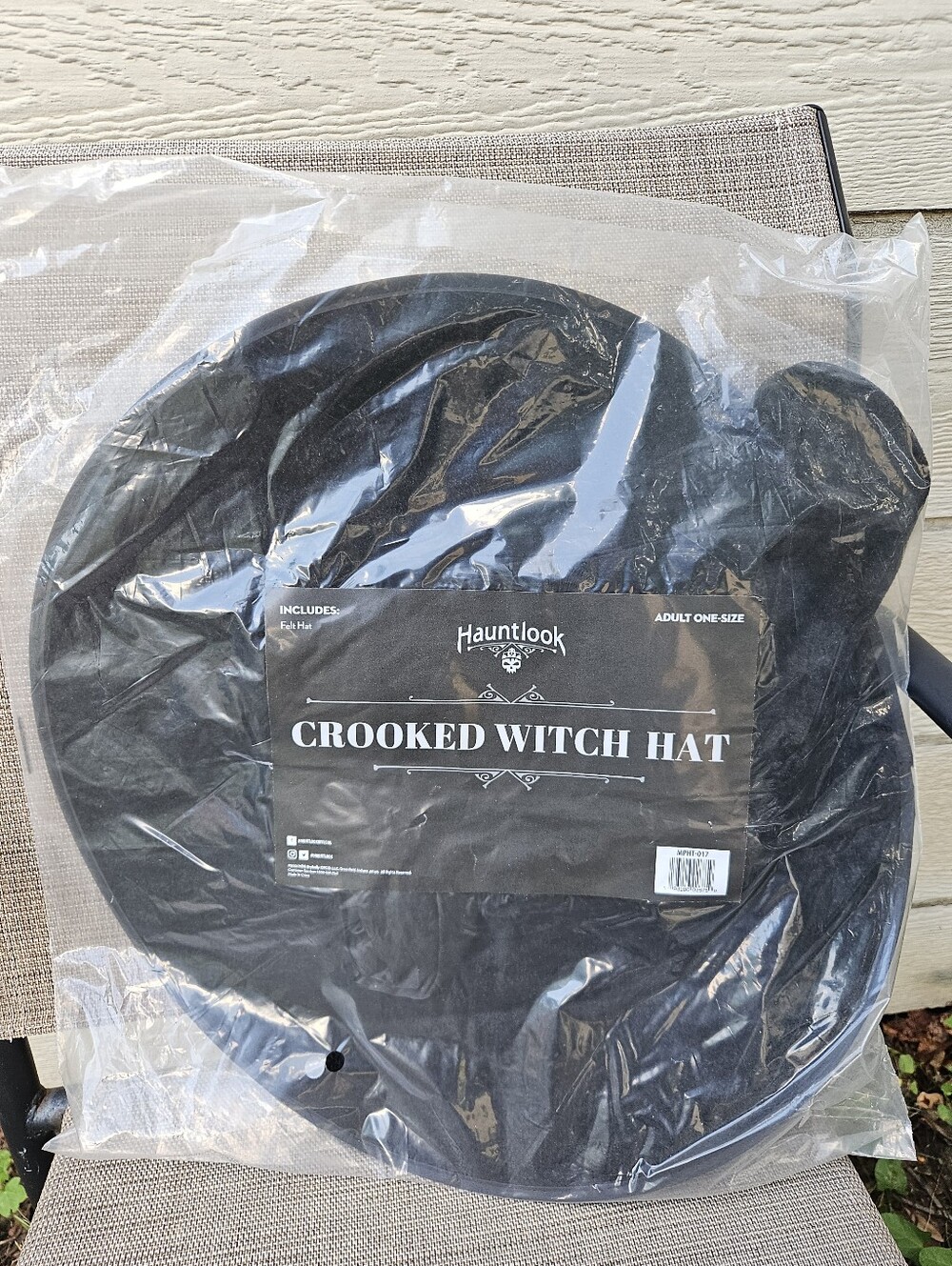Hauntlook Crooked Witch Hat new in package